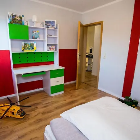 Zum Kaeutzchen 120qm 8 Personen 4 Schlafzimmer Nossentiner Huette