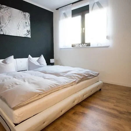 Zum Kaeutzchen 120qm 8 Personen 4 Schlafzimmer Apartmán *