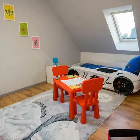 Zum Kaeutzchen 120qm 8 Personen 4 Schlafzimmer Apartment *