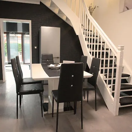 Zum Kaeutzchen 120qm 8 Personen 4 Schlafzimmer Nossentiner Huette