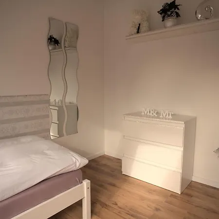 Zum Kaeutzchen 120qm 8 Personen 4 Schlafzimmer * Nossentiner Huette