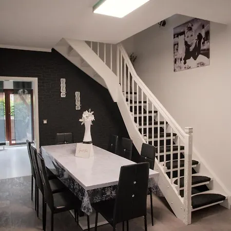 아파트 Zum Kaeutzchen 120qm 8 Personen 4 Schlafzimmer *
