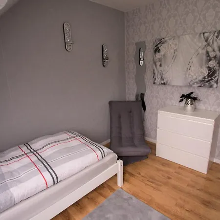 Zum Kaeutzchen 120qm 8 Personen 4 Schlafzimmer *