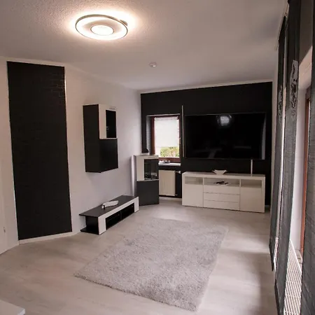 Zum Kaeutzchen 120qm 8 Personen 4 Schlafzimmer * Nossentiner Huette