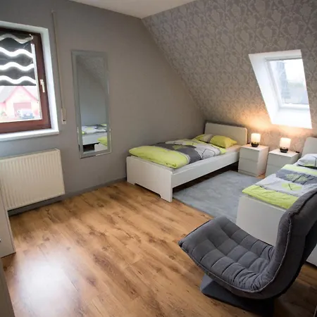 Zum Kaeutzchen 120qm 8 Personen 4 Schlafzimmer Apartmán *