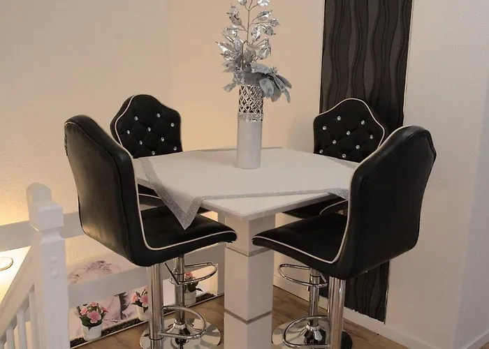 Zum Kaeutzchen 120qm 8 Personen 4 Schlafzimmer Lejlighed