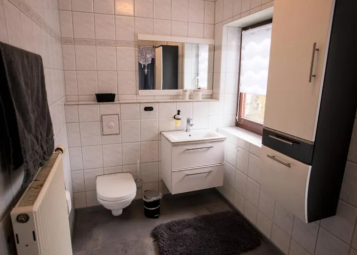 Zum Kaeutzchen 120qm 8 Personen 4 Schlafzimmer Nossentiner Huette