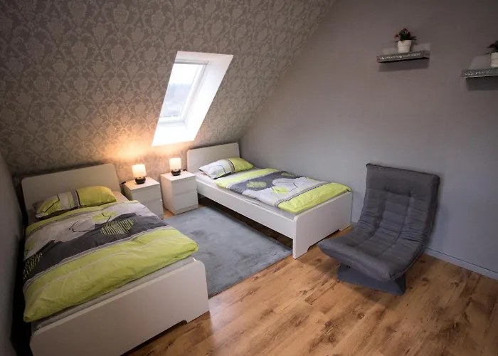 Zum Kaeutzchen 120qm 8 Personen 4 Schlafzimmer * Nossentiner Huette
